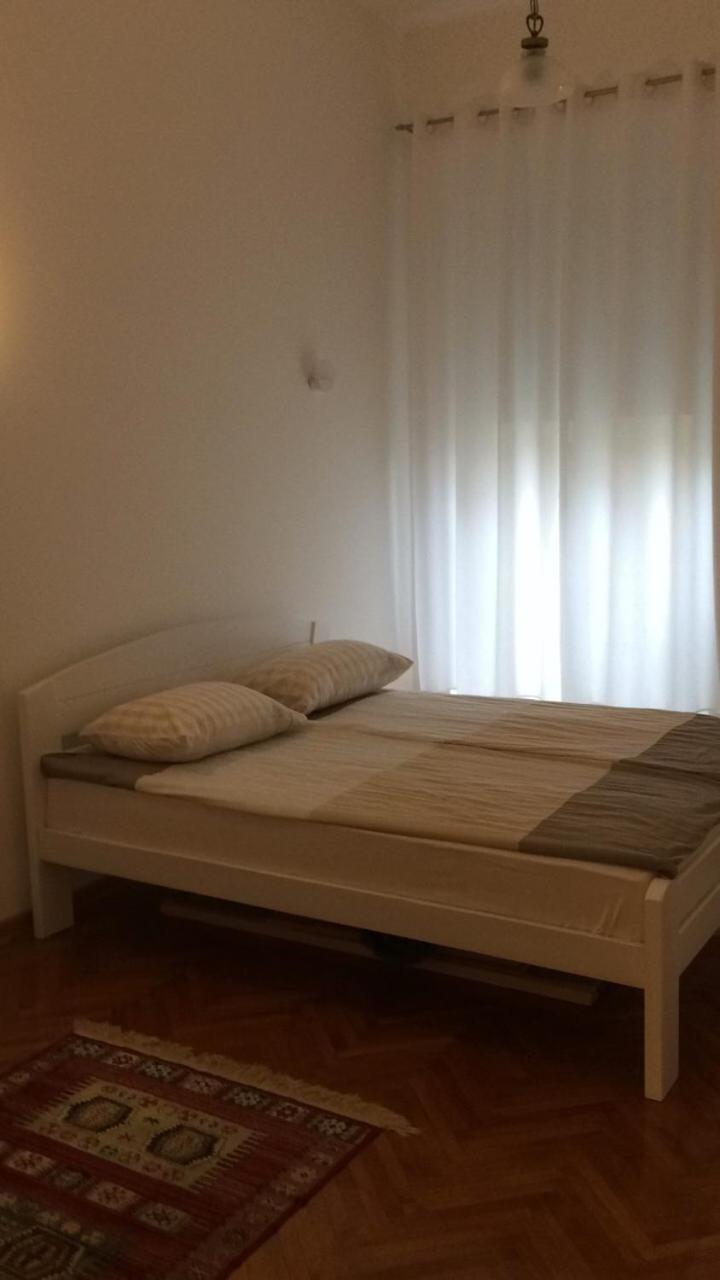 Cricket Park Hostel Belgrad Exterior foto